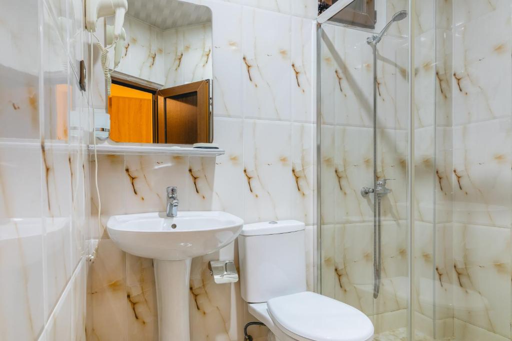 Family Suite – Included Breakfast