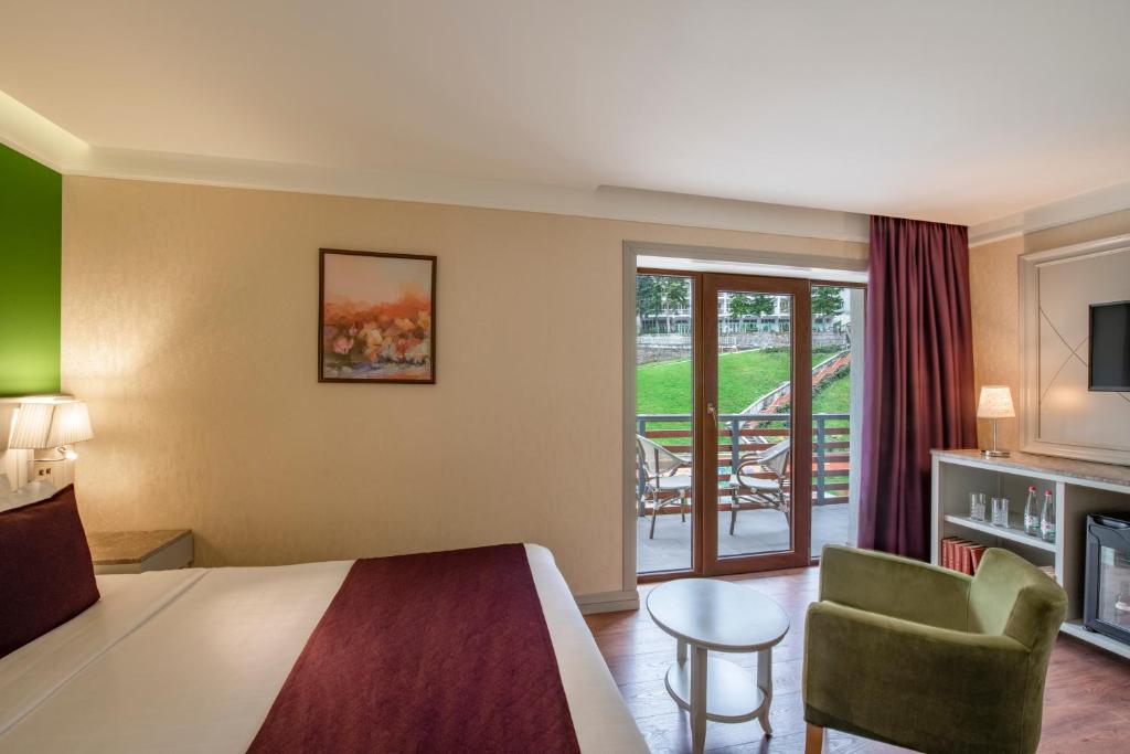 Executive Family Suite For Four Person – Included Full Board With Treatment