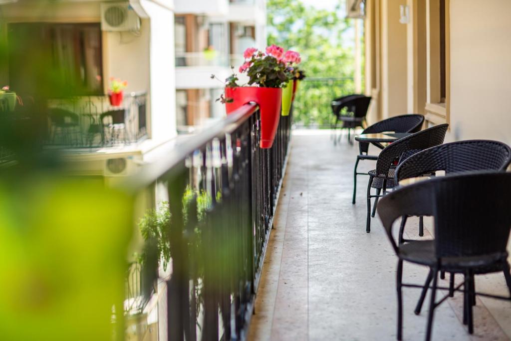 Family Suite – Included Breakfast