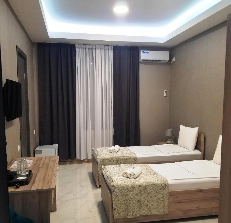 Standard Twin Room – Included Breakfast