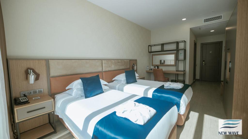 Standard Twin Room – Included Breakfast