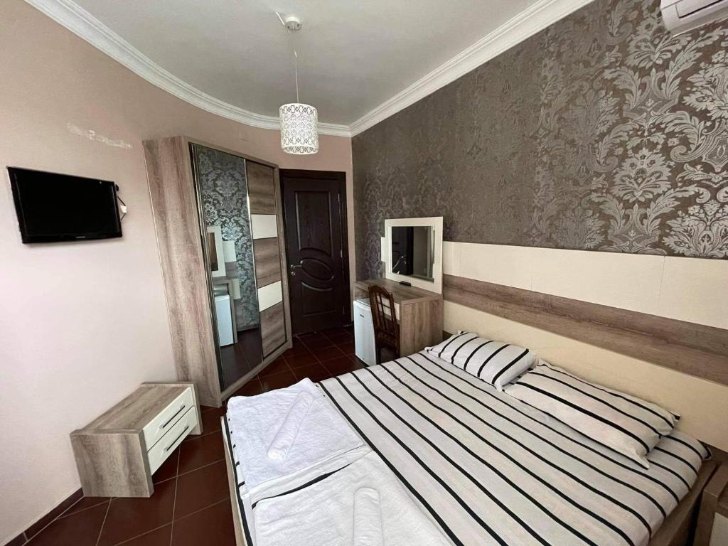 Standard King Size Room – Included Breakfast