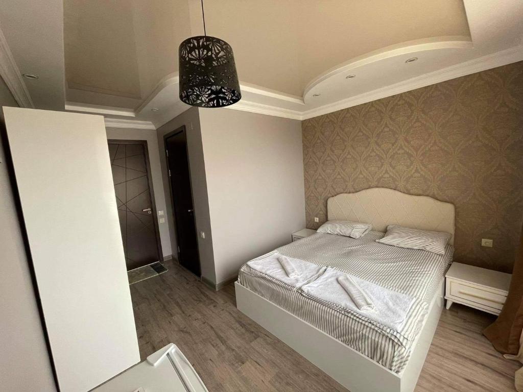 Standard King Size Room – Included Breakfast