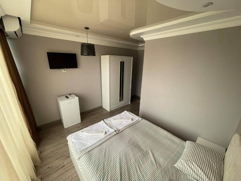 Standard King Size Room – Included Breakfast