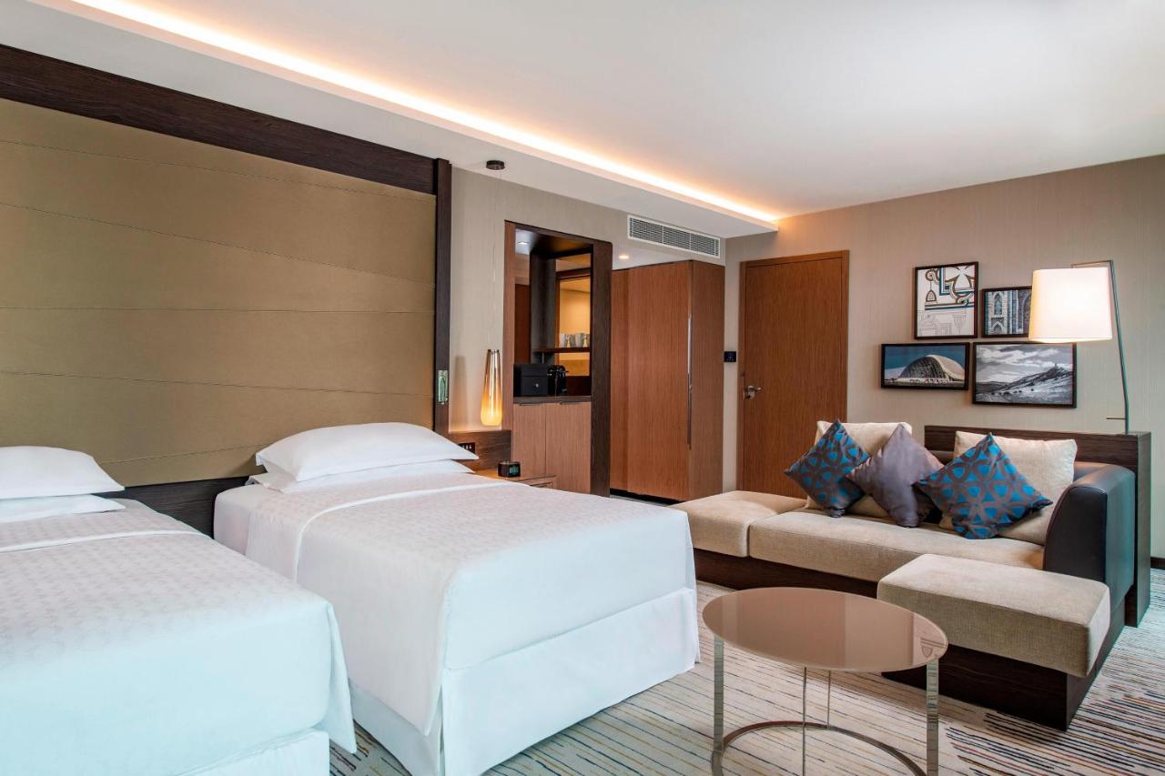 Premium Twin Room – Included Breakfast