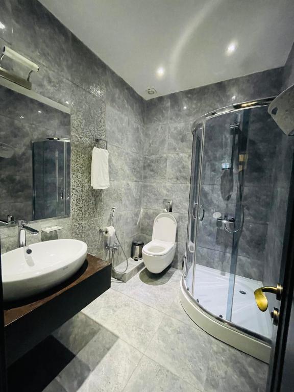 King Suite (2 Pax) – Included Breakfast