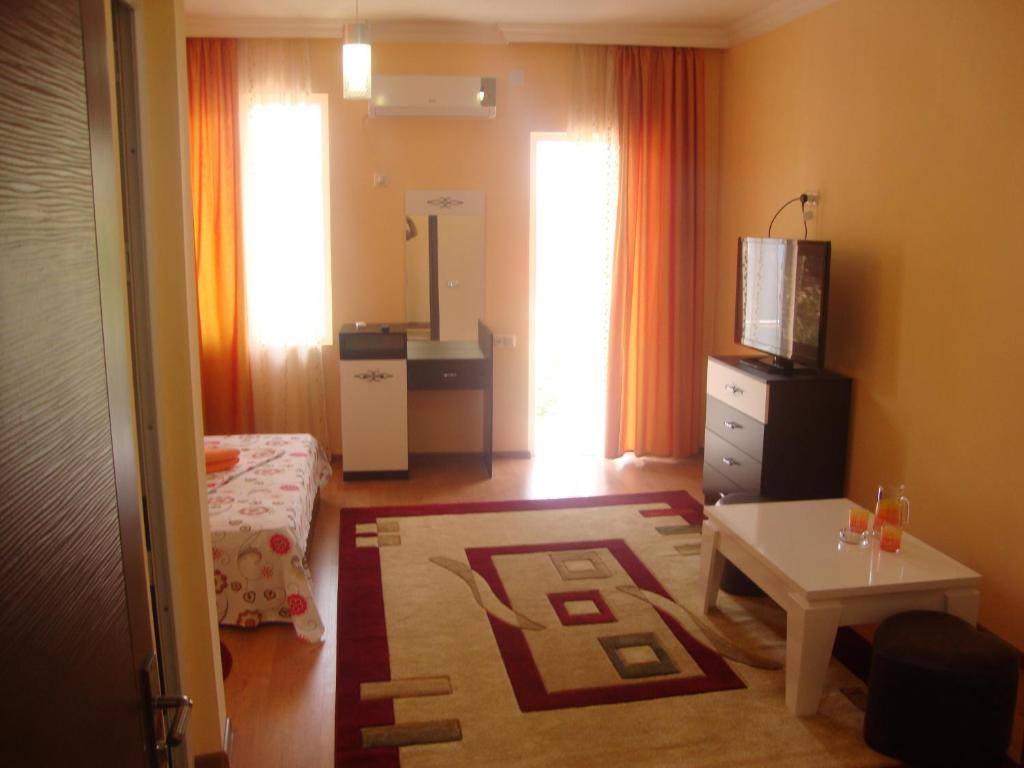 Family Room For 3 Persons – Included Breakfast