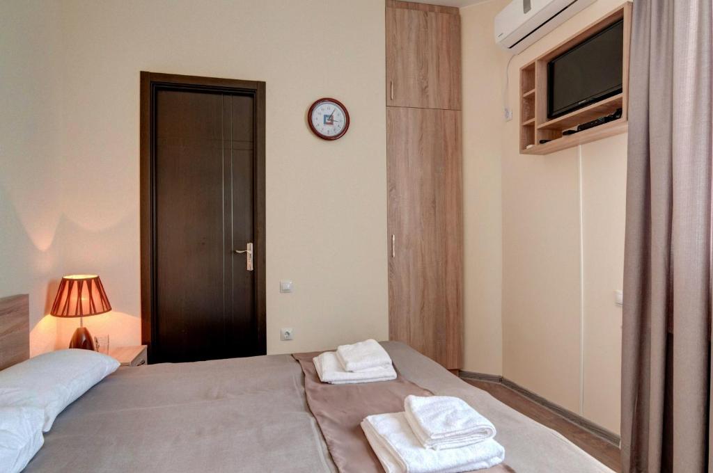 Standard King Size Room – Included Breakfast