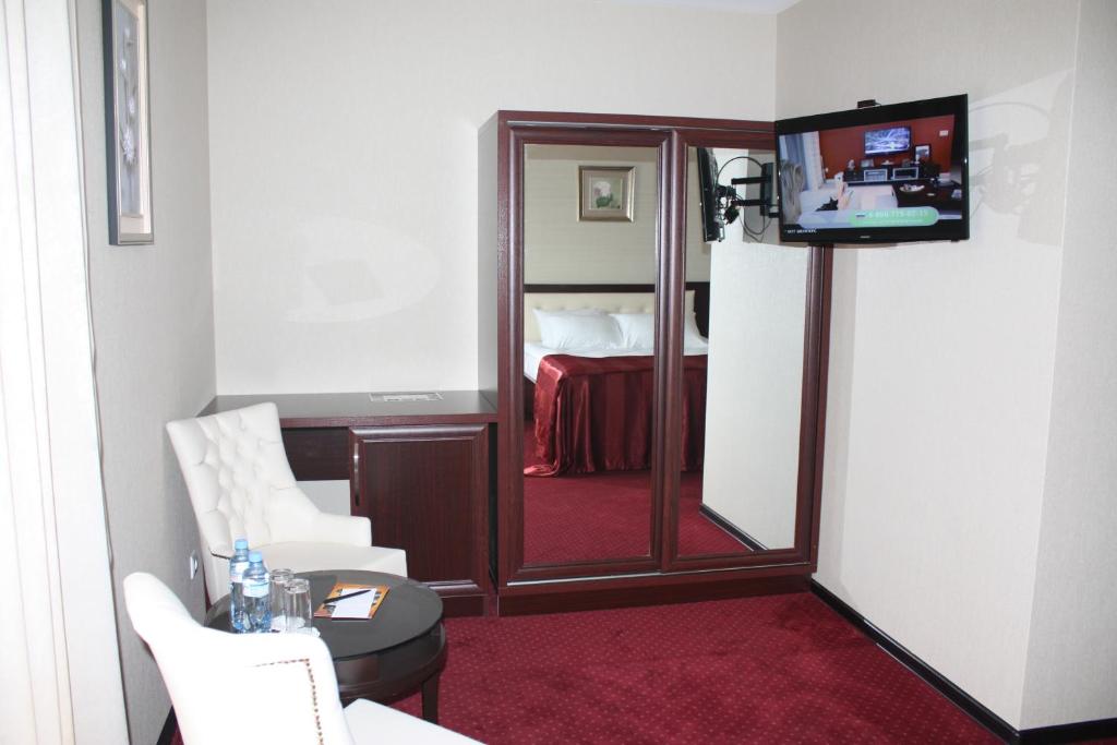 Standard King Size Room – Included Breakfast