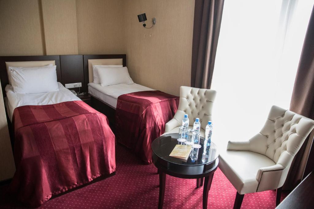 Standard Triple Room – Included Breakfast