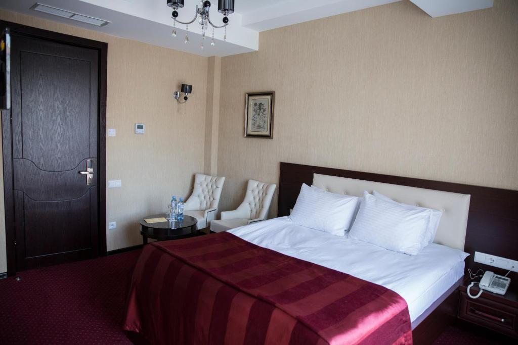 Standard King Size Room – Included Breakfast