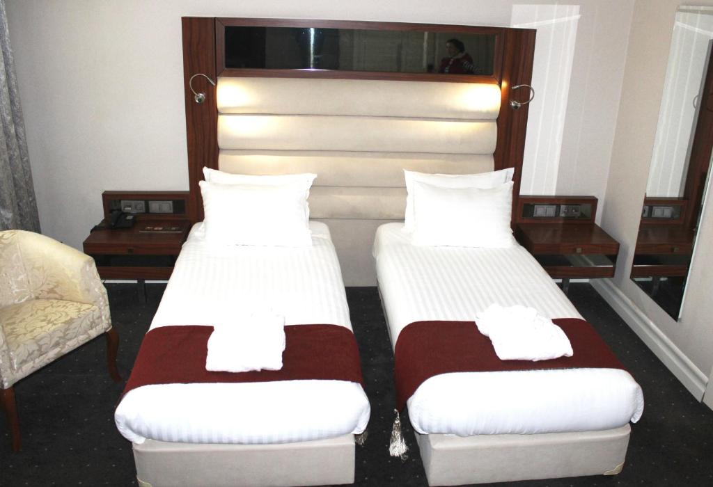 Standard Twin Room – Included Breakfast