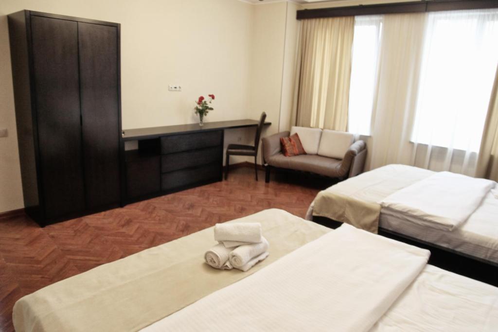 Family Room (4 Pax) – Included Breakfast