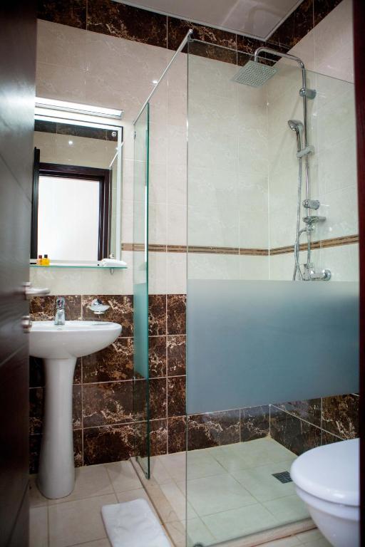 Standard King Size Room – Included Breakfast
