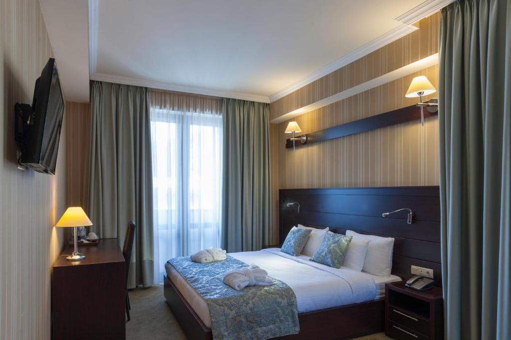 Standard King Size/Twin Room – Included Breakfast