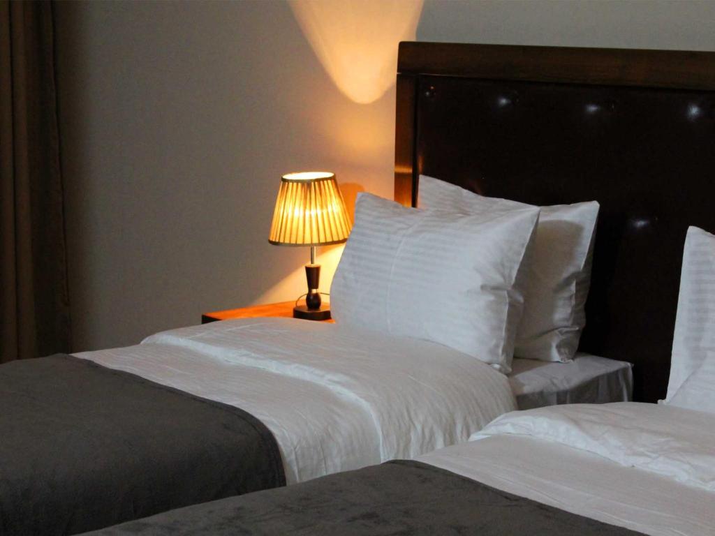 Standard Twin Room – Included Breakfast