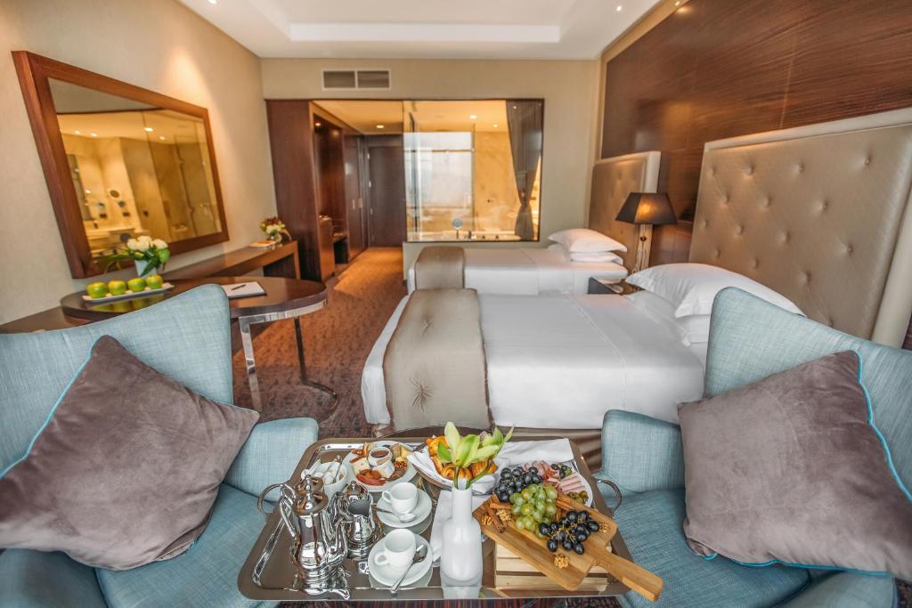 Deluxe Twin Room – Included Breakfast