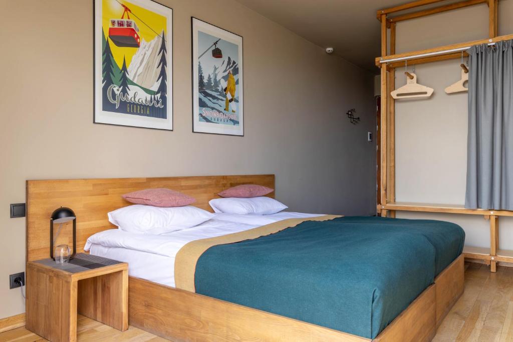 Standard King Size Room – Included Breakfast