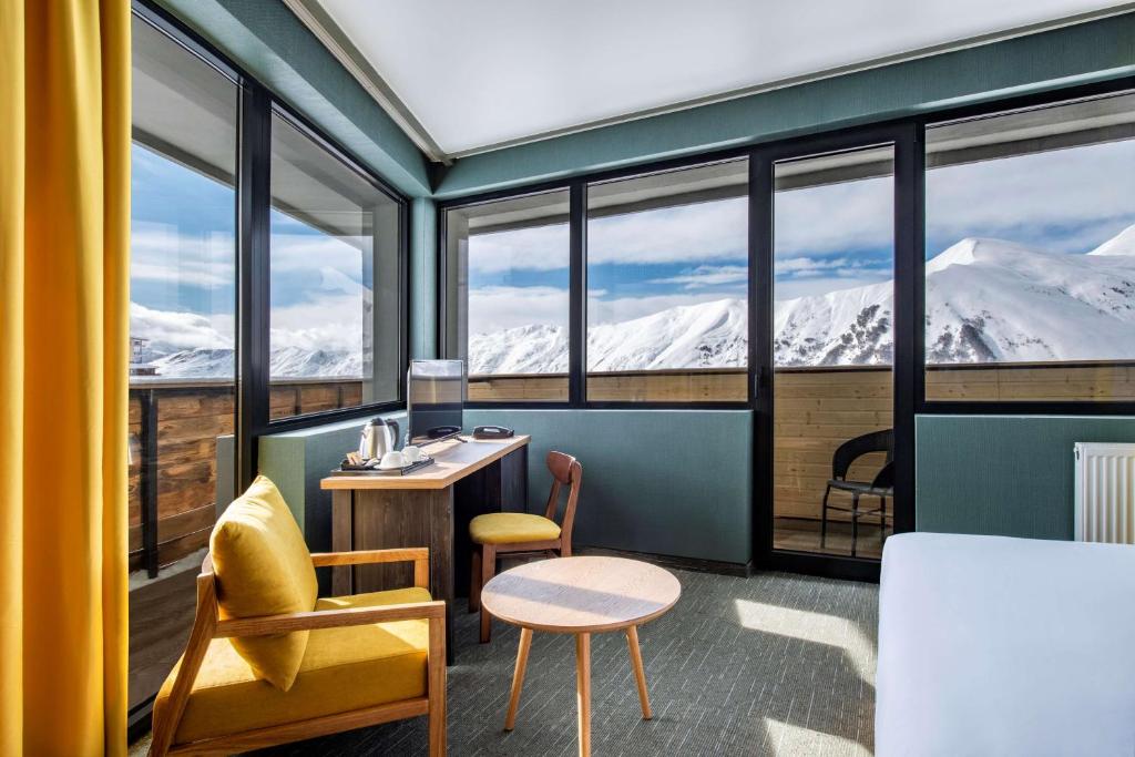 Family Room For Four Person – Included Breakfast