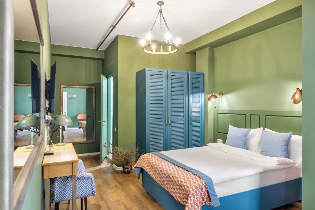 Standard King Size Room – Included Breakfast