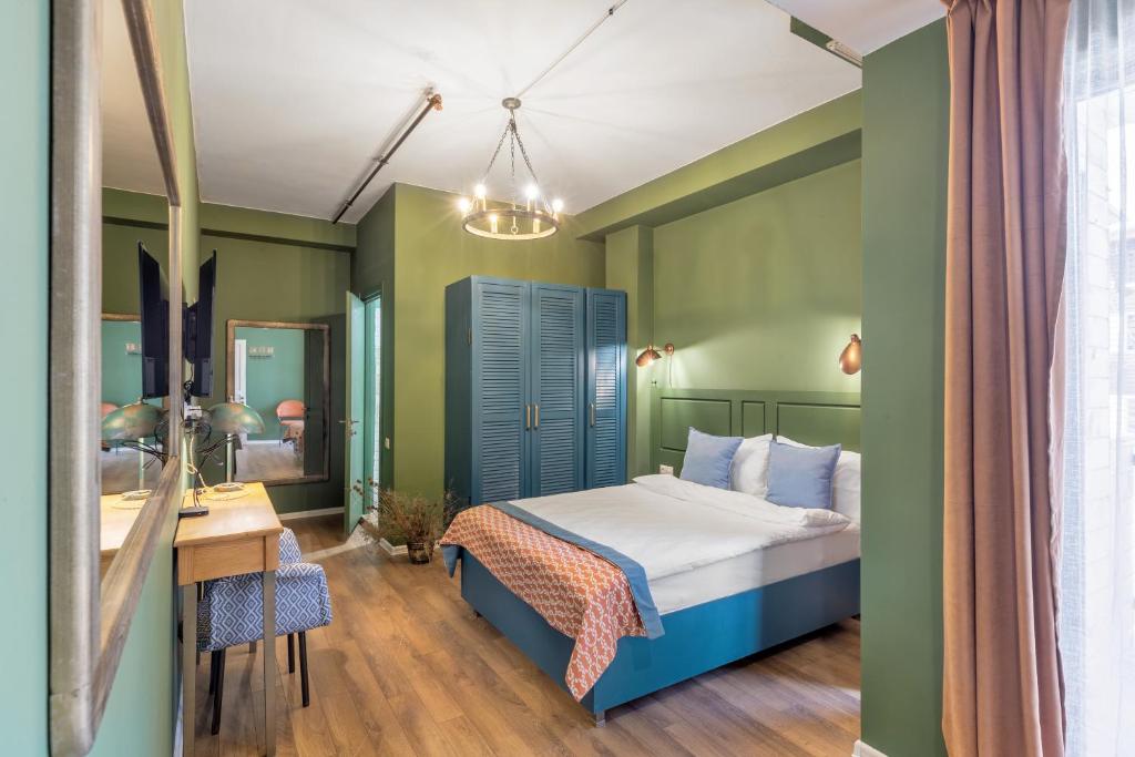 Standard King Size Room – Included Breakfast