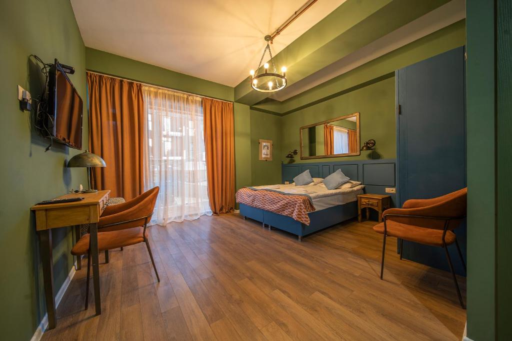 Standard King Size Room – Included Breakfast