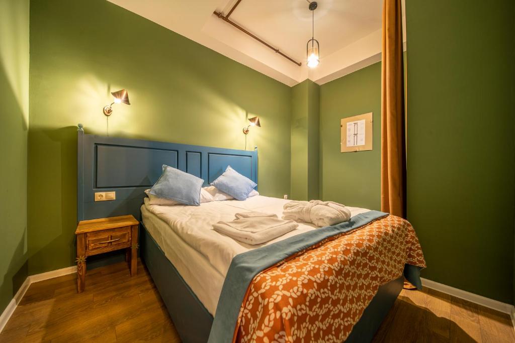 Family King Size Room – Included Breakfast