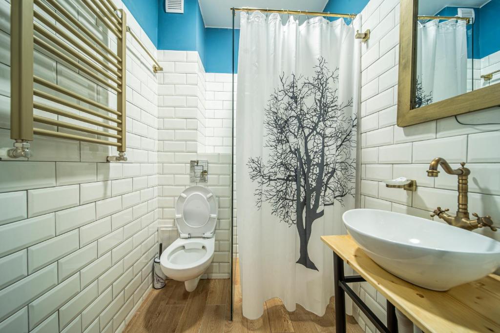 Family King Size Room – Included Breakfast