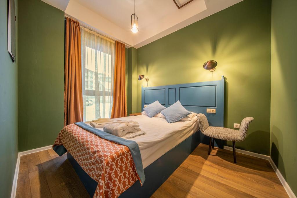 Family King Size Room – Included Breakfast