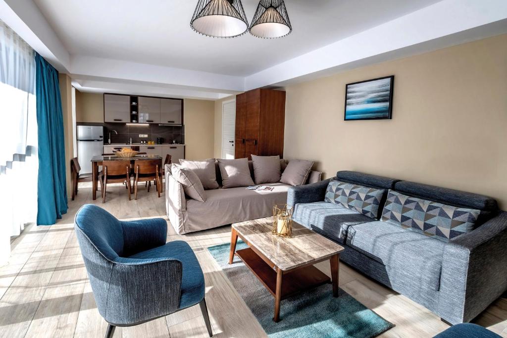 Superior Twin Apartment – Room Only