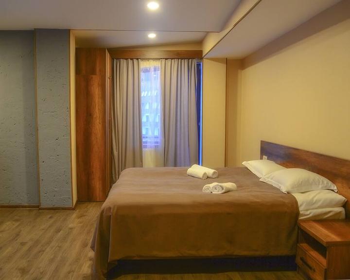 Standard King Size Room – Included Full Board With Treatments