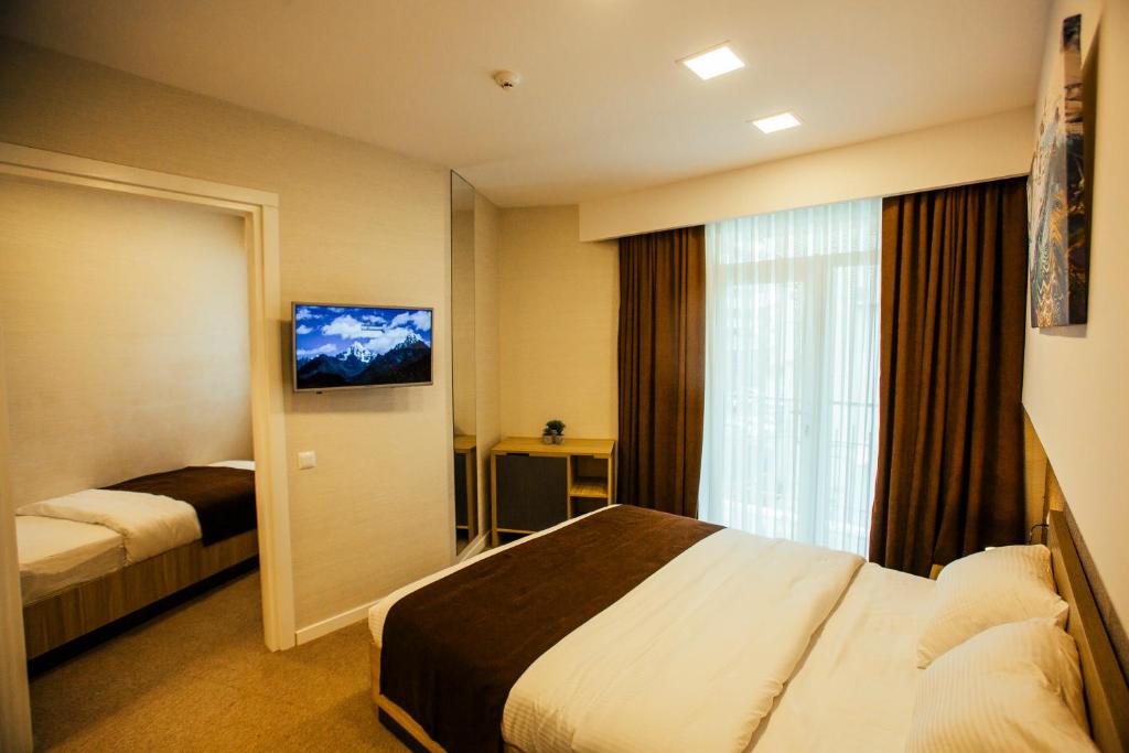 Standard Triple Room – Included Breakfast