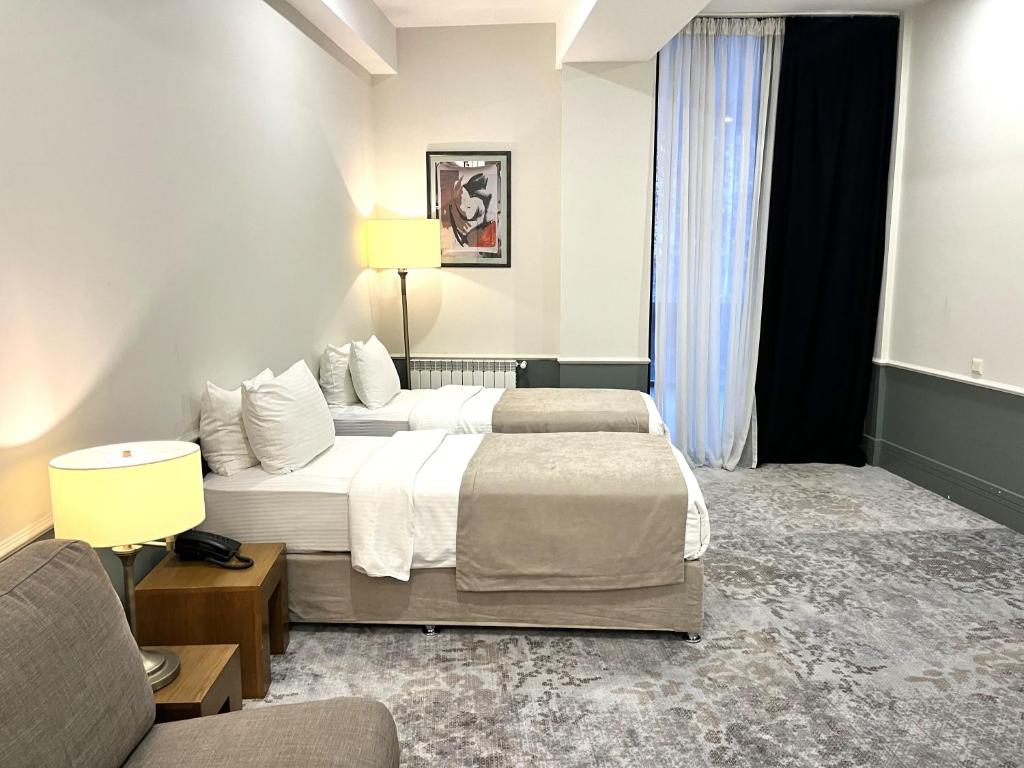 Family Room – Included Breakfast