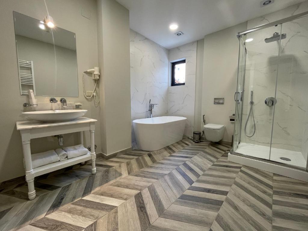 Family Room – Included Breakfast