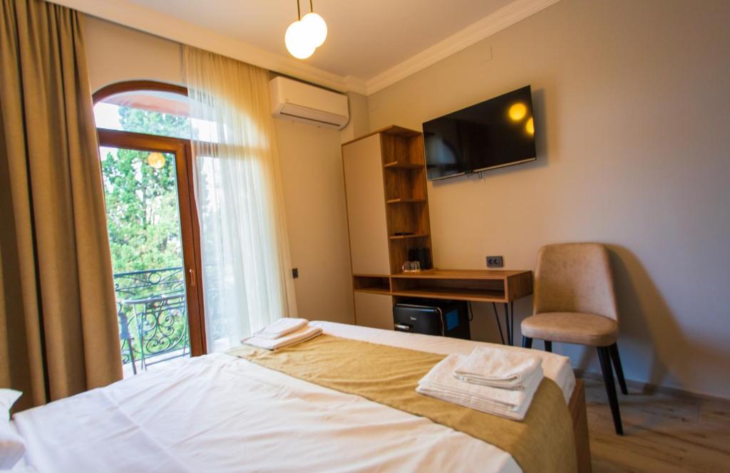 Standard Double Room – Room Only