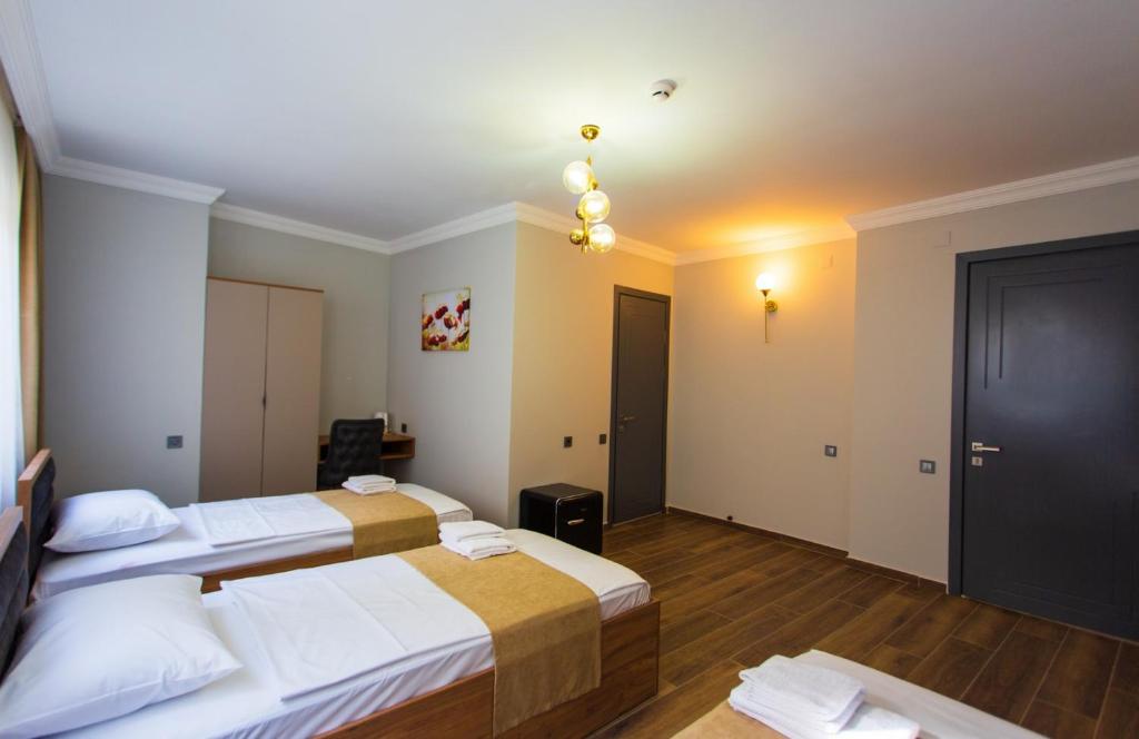 Standard Triple Room – Room Only