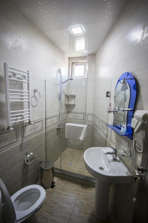 Standard Twin Size Room – Room Only