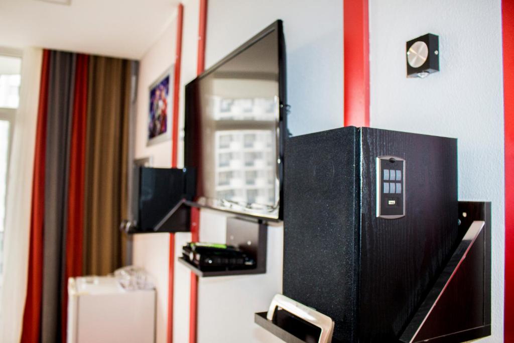 Comfort Triple Room with Sofa Bed and Sea View – Room Only