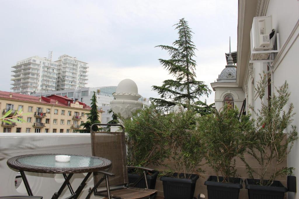 Standard King / Twin Size Room with Terrace – Room Only