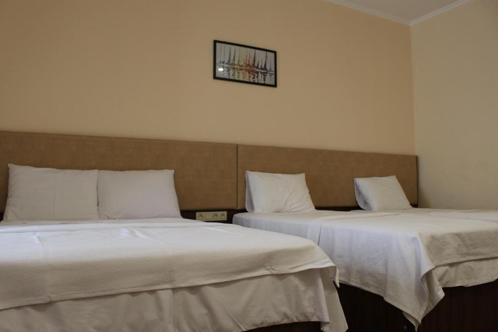 Standard Quadruple Room – Room Only