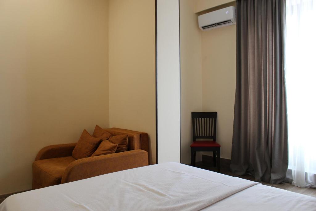 Standard Quadruple Room – Room Only