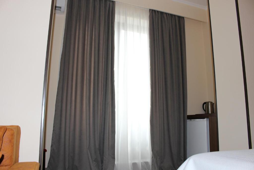 Standard Quadruple Room – Room Only