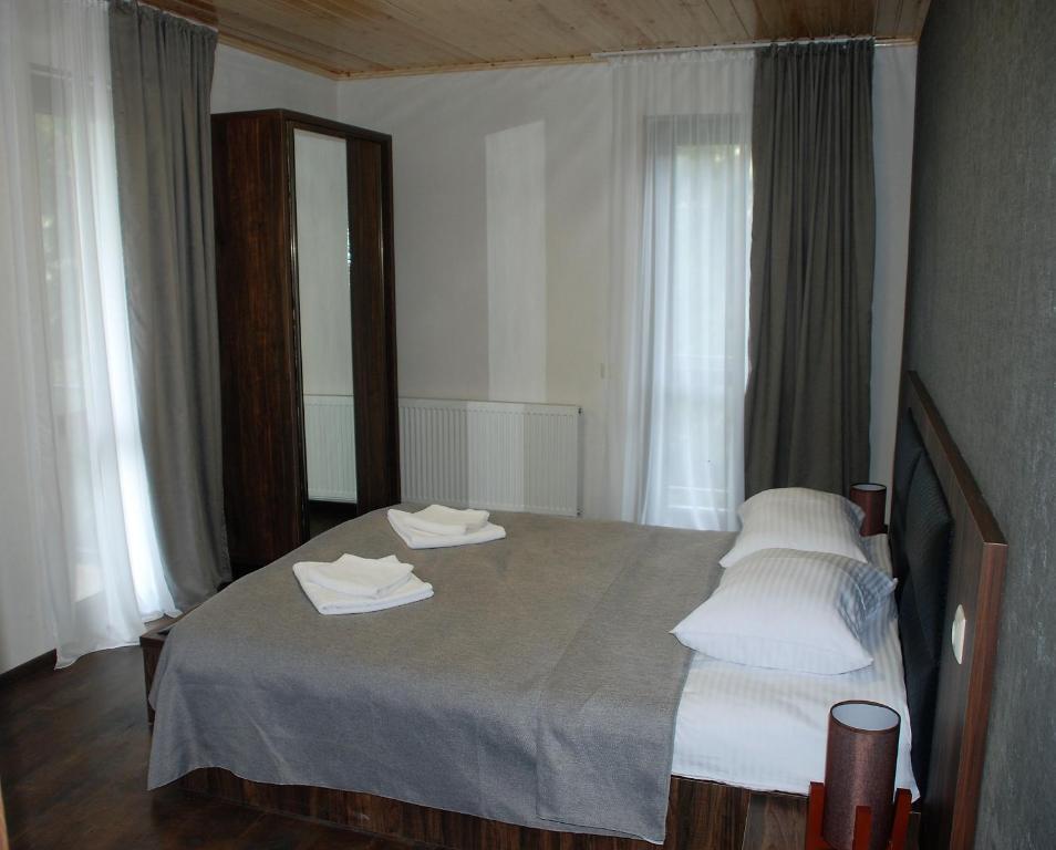 Standard King Size Room With Balcony – Room Only
