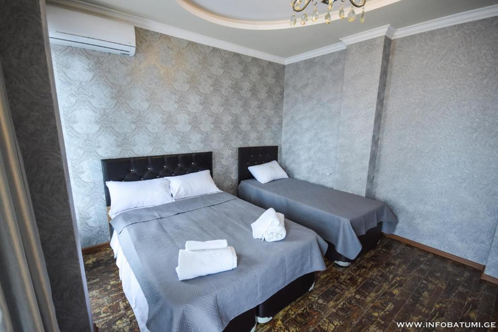 Standard Triple Room – Room Only