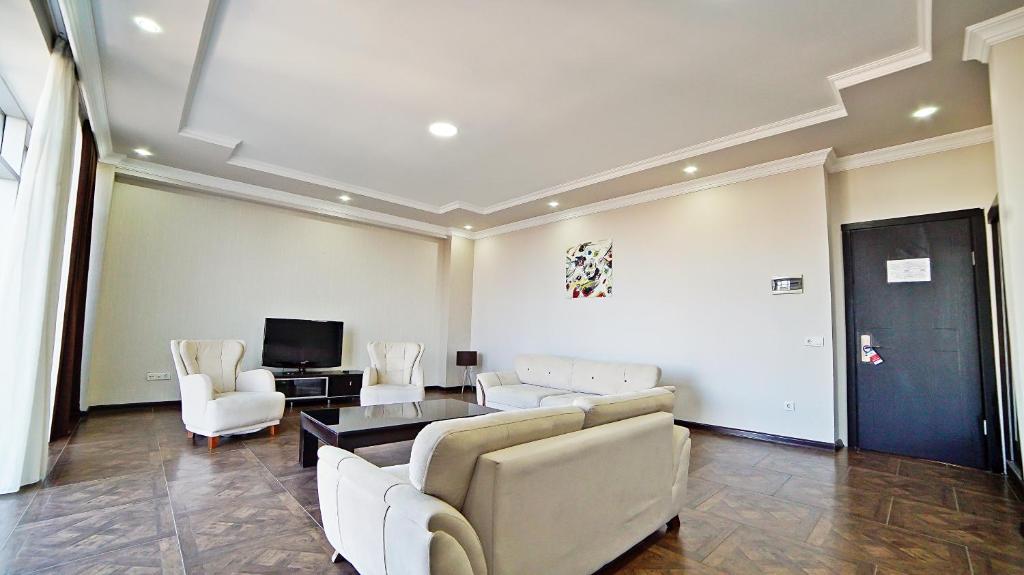 Suite – Room Only
