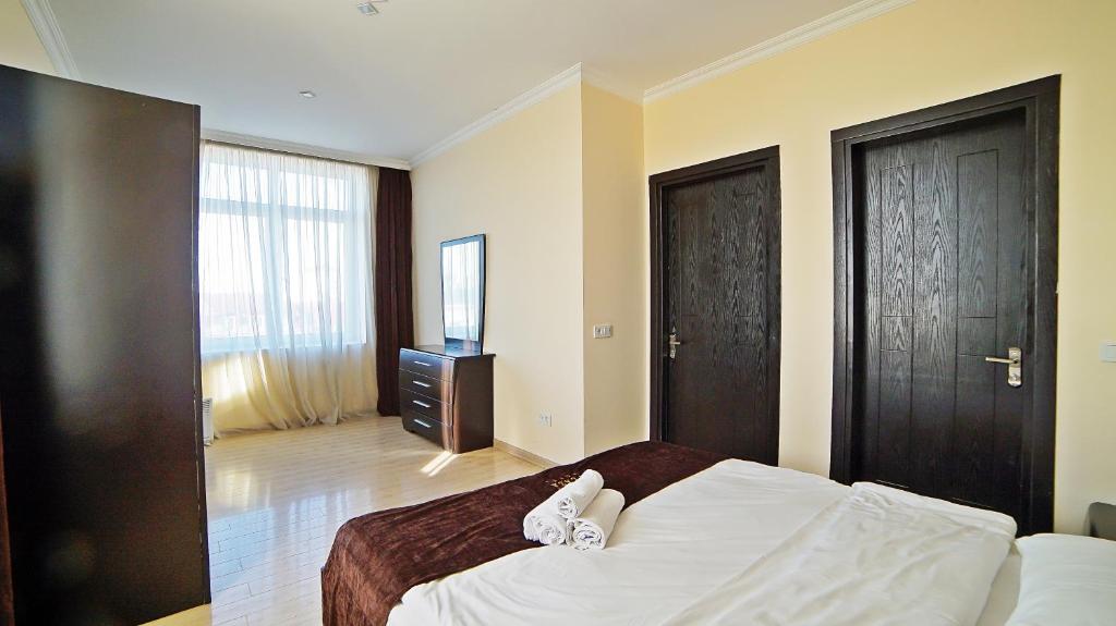 Suite – Room Only