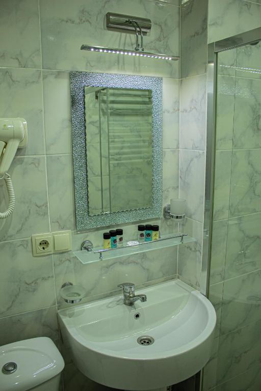 Comfort Triple Room with Sofa Bed and Sea View – Room Only