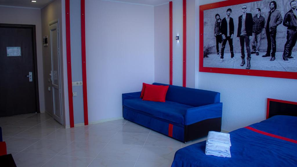 Comfort Triple Room with Sofa Bed and Sea View – Room Only
