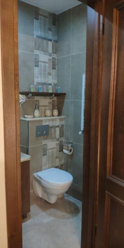 Standard King Size Room With Balcony – Room Only