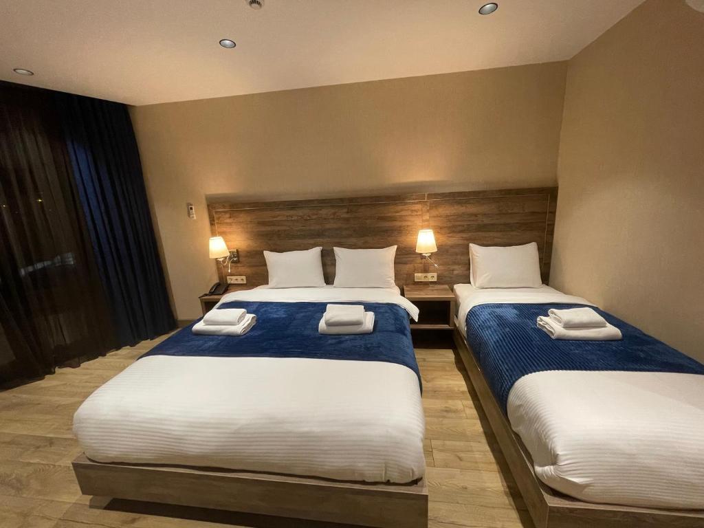 Standard Triple Room – Room Only